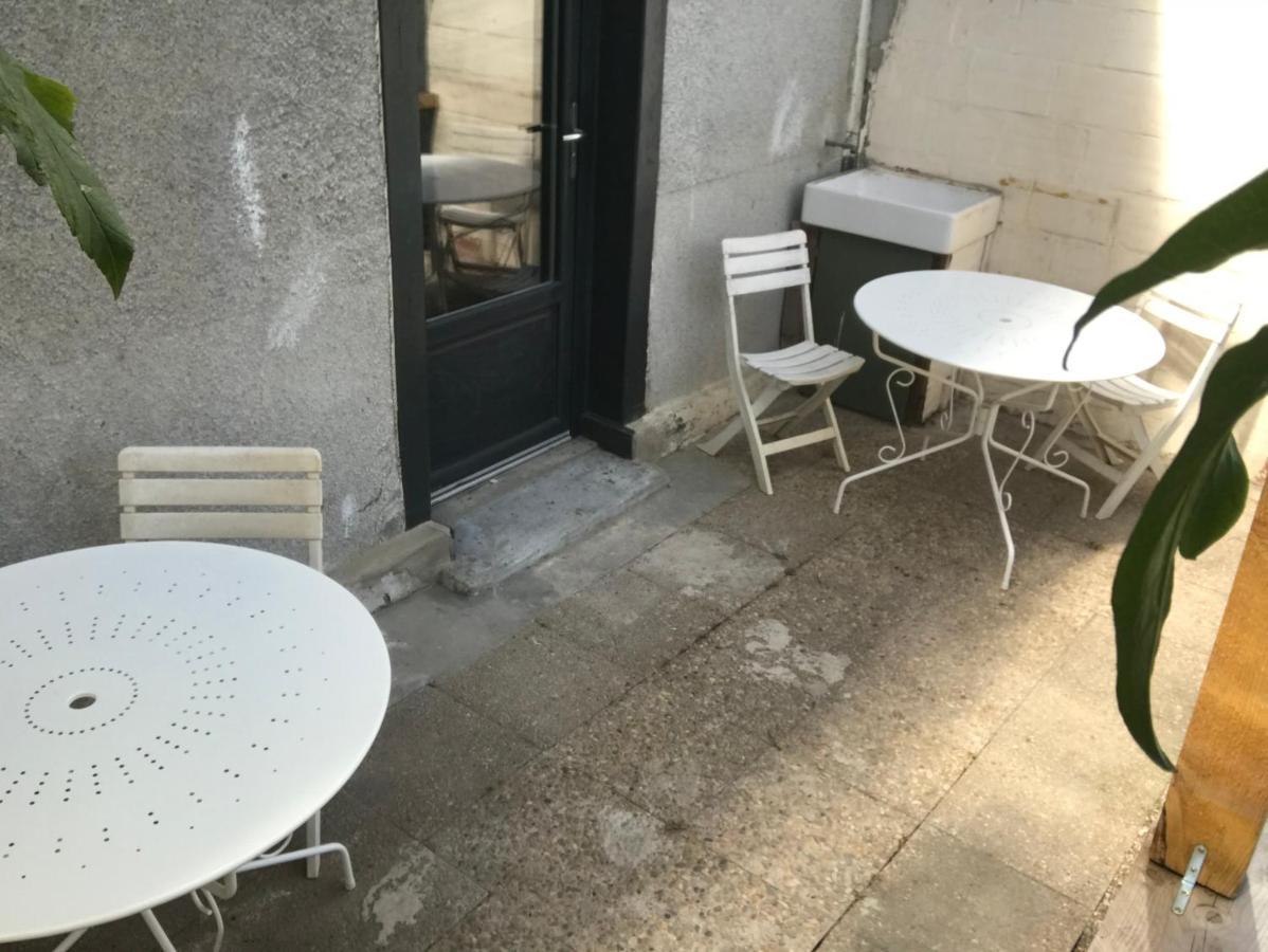 Les Coquelicots Wifi Apartment Troyes Bagian luar foto