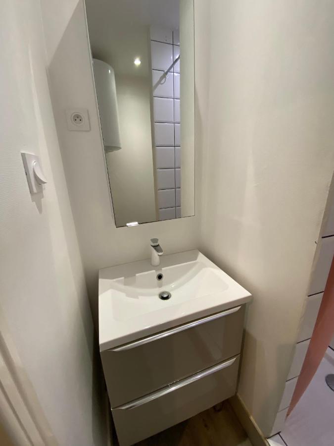 Les Coquelicots Wifi Apartment Troyes Bagian luar foto